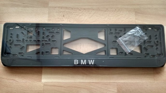 Номерные рамки BMW рельеф