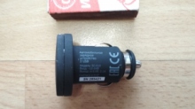 АВТОмобильное зарядное устройство с USB разъемом 2.1А